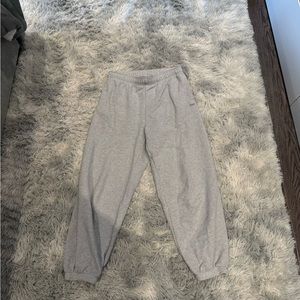 TNA Aritzia Terry Fleece Grey Sweatpants